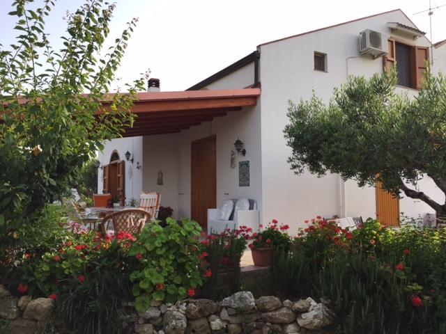 Uliveto House Bed & Breakfast Castellammare del Golfo Ngoại thất bức ảnh